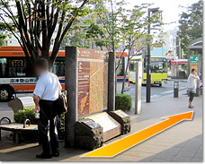 三島駅バス乗り場までの道のり